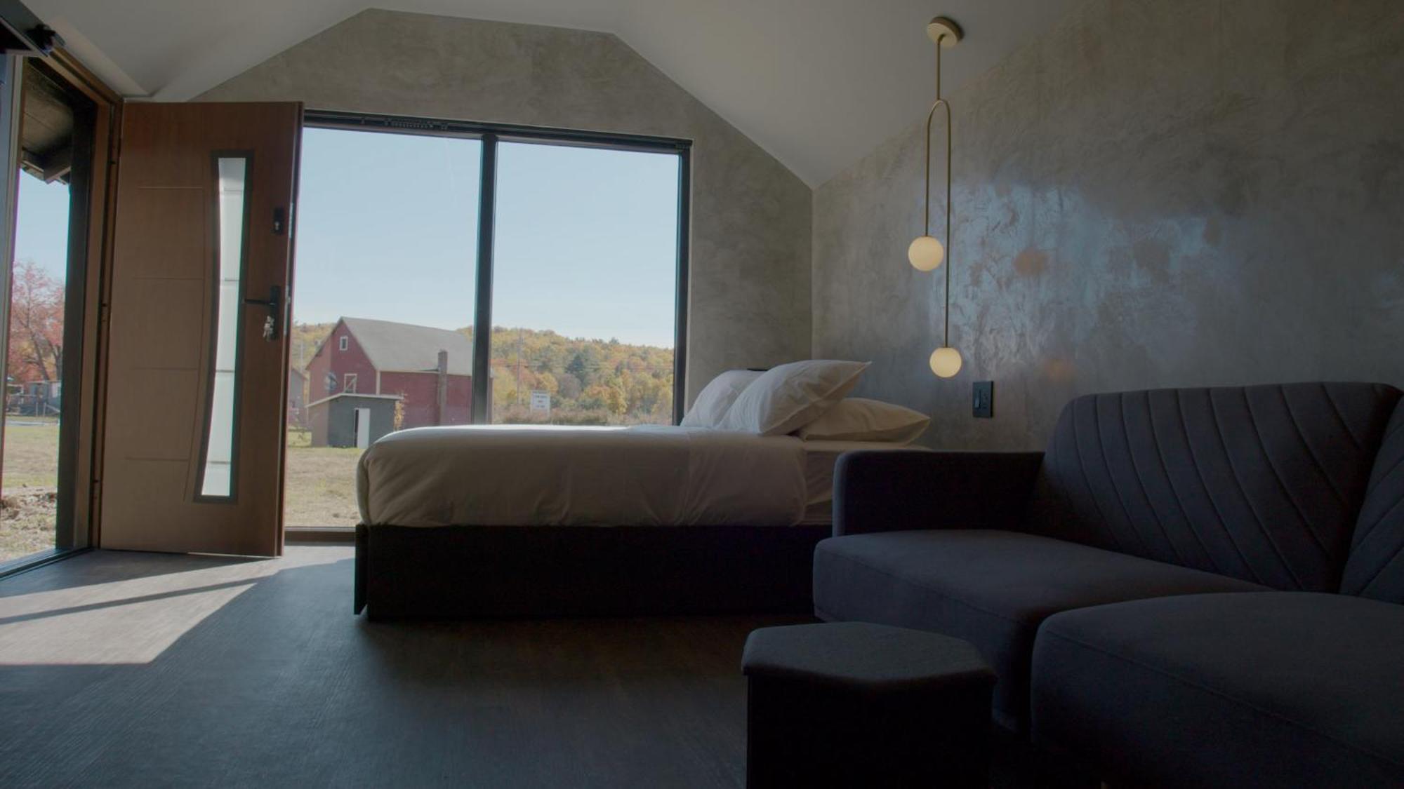 Emrose Luxury Cabins Brandon ภายนอก รูปภาพ