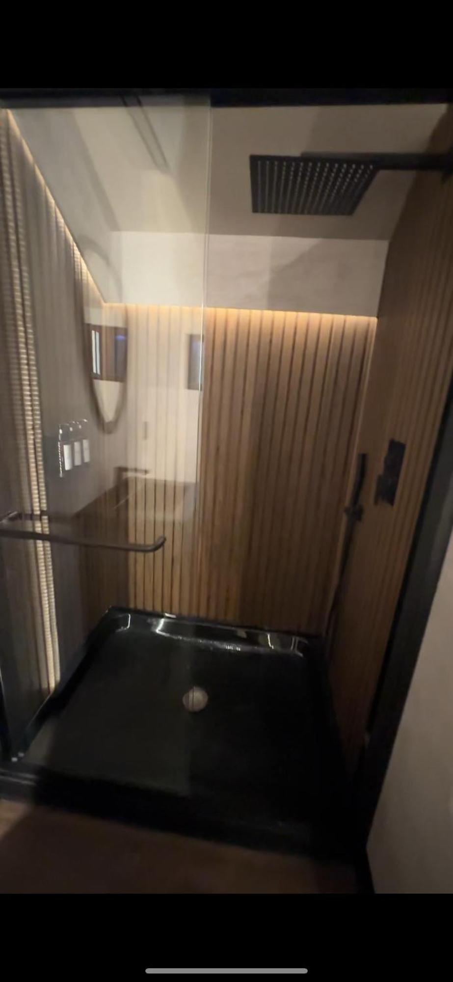 Emrose Luxury Cabins Brandon ห้อง รูปภาพ